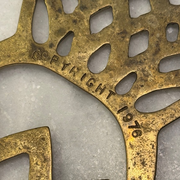 VIRGINIA METALCRAFTERS (VM) Vintage 70s Newport Pineapple Brass Trivet 1976 - Picture 3 of 3